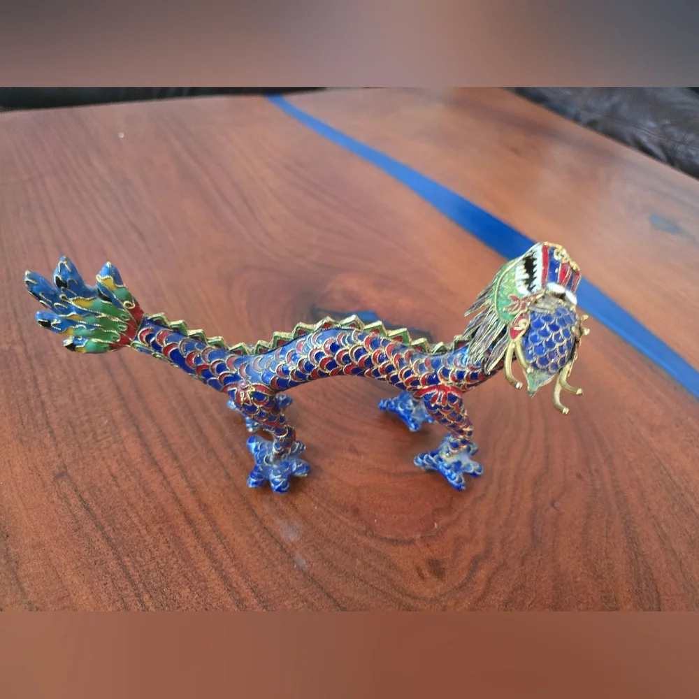Decorative Blue and Red Cloisonné Dragon Figurine for Reptile Display